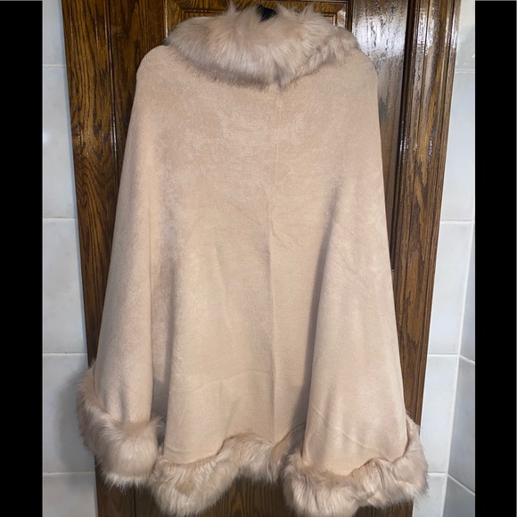 ON SALE Brand New fur Coat one size fits all - Picture 2 of 6